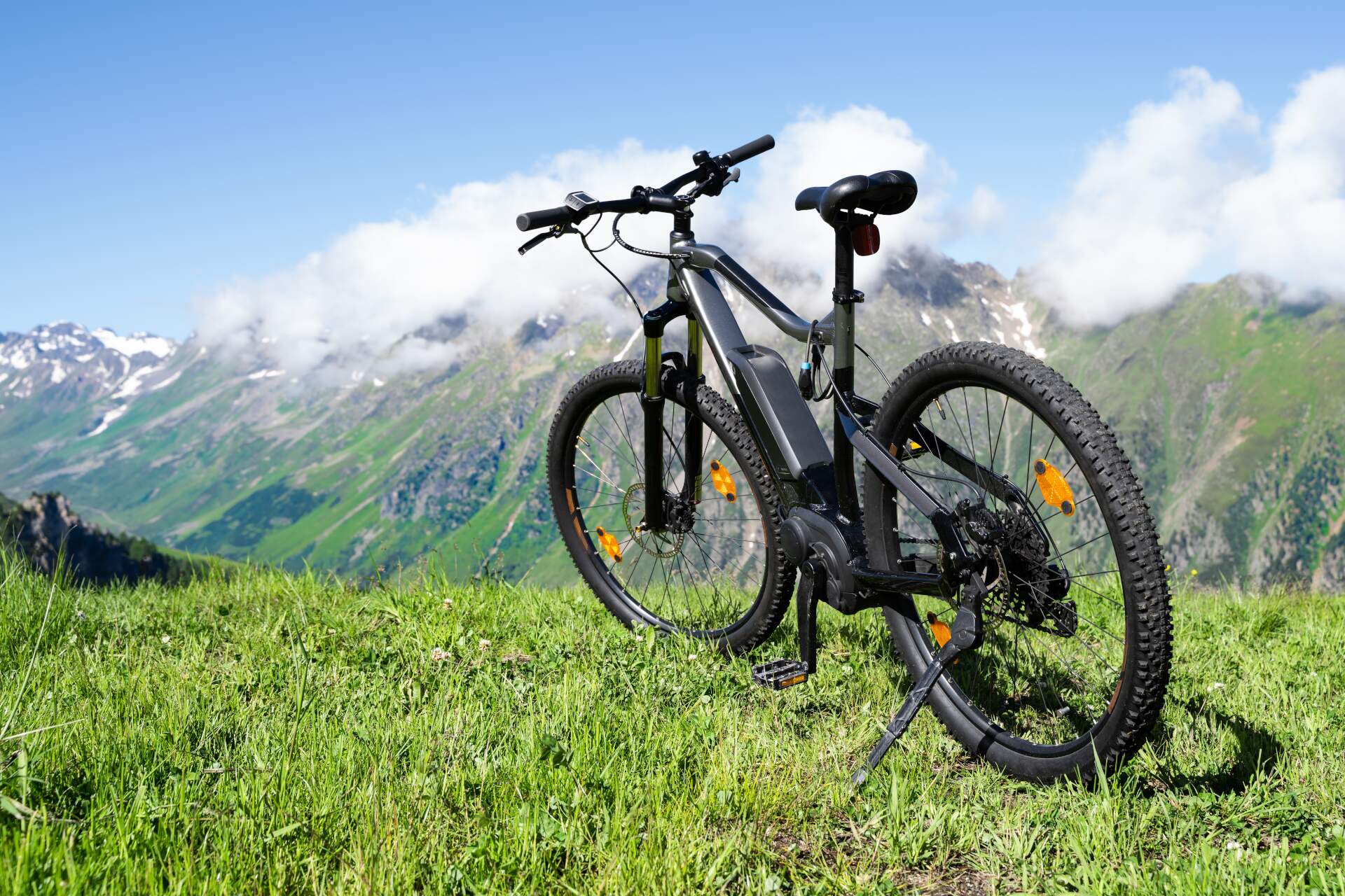 cube e-bike damen fully Reaction Hybrid Performance 600 (2026) | 27,5/29 Zoll E-MTB Hardtail GRÖSSE:900ml KJUB Flaschenhalter kompatibel für Category:E Bike_Bosch PowerPack 500Wh