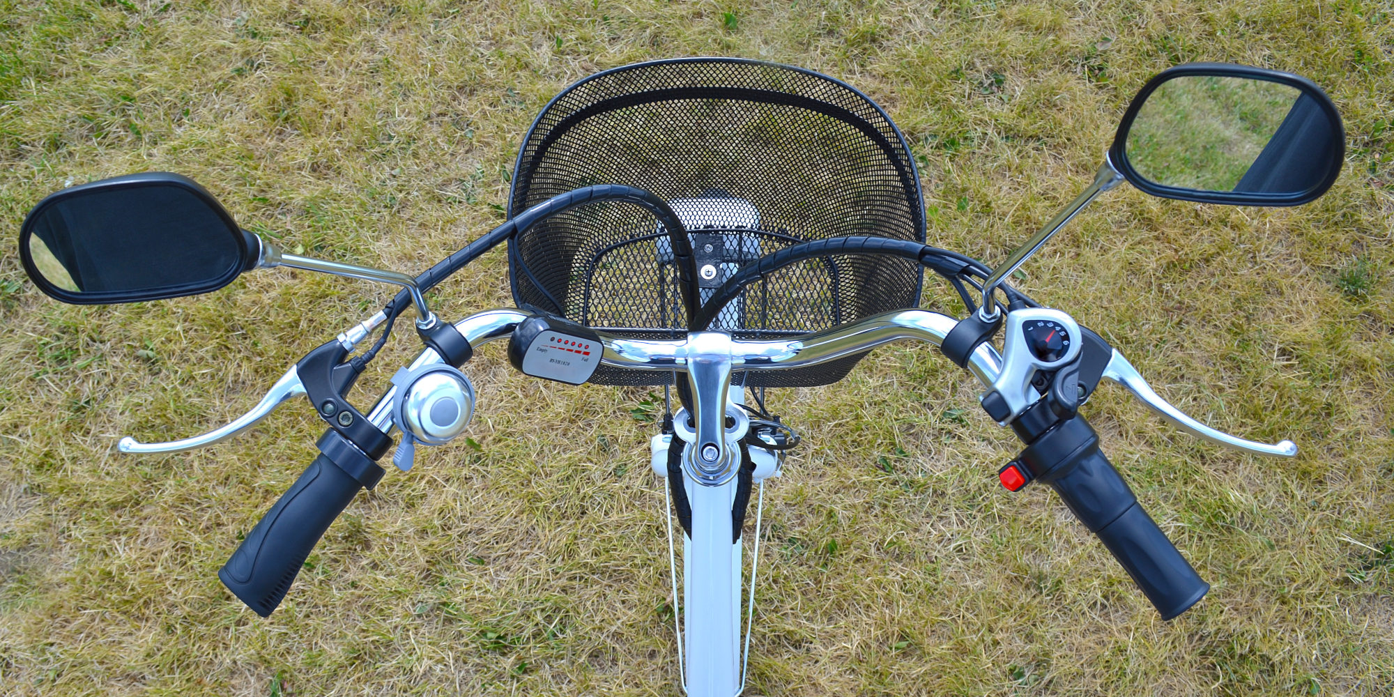 E-Bike Lenker mit Korb, Spiegel und Gummigriffen