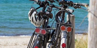 Fahrräder am Strand