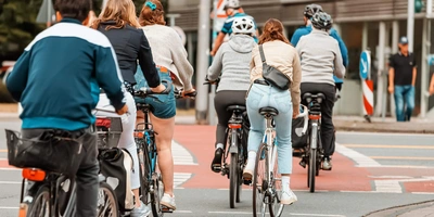 Fahrradfahrer auf der Straße