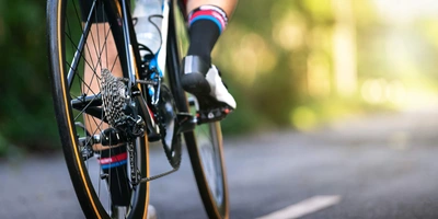Discount Räder - die Kombination aus günstig und hochwertig Nahaufnahme vom unteren Teil des Fahrrads