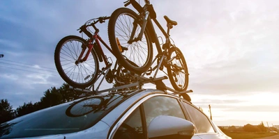 Fahrrad im Auto mitnehmen - auf dem Dach