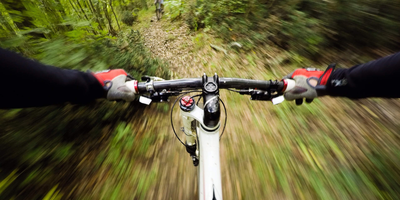 GoPro Halter - was das Zubehör alles kann Perspektive einer GoPro auf dem Rad