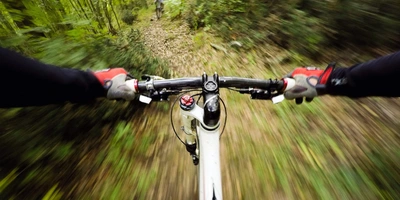 Perspektive einer GoPro auf dem Rad