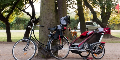 Kind auf dem Fahrrad mitnehmen